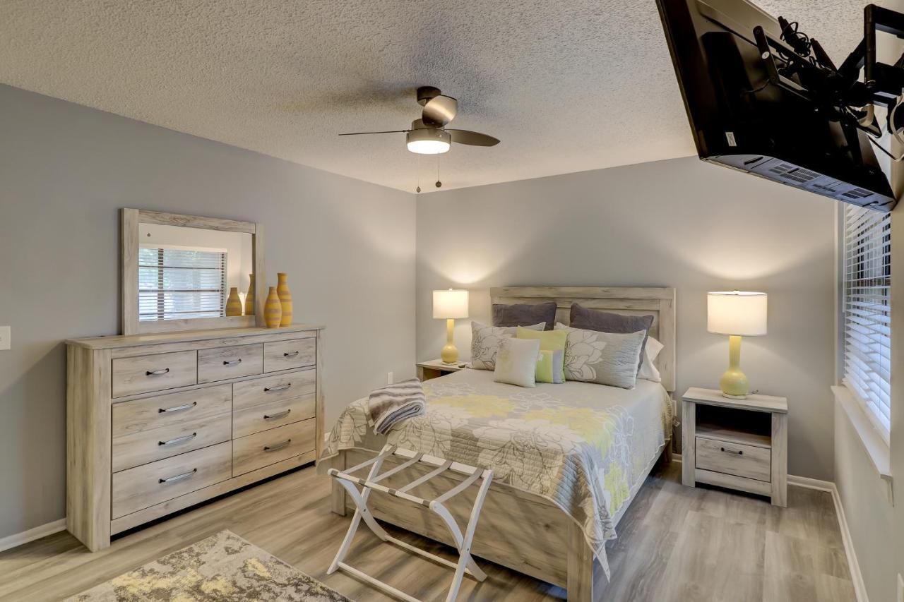#111 Elaborate Condo Ideal Location 2Brm/2 Parking Hilton Head Island Esterno foto